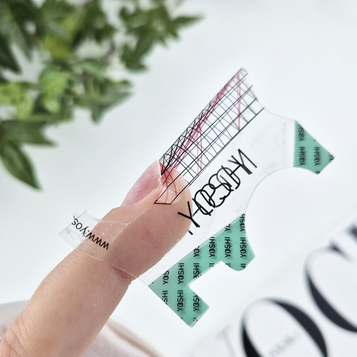 Yoshi Transparent Nail Forms